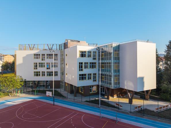 Ucheben center